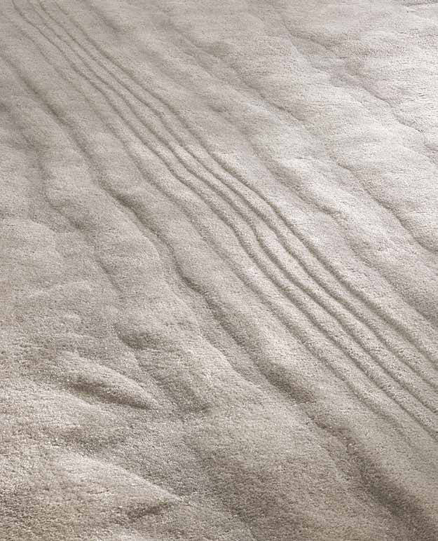 LOBELIA - ICONS – Carpets with Soul by JAB ANSTOETZ LOBELIA - ICONS – Carpets with Soul by JAB ANSTOETZ