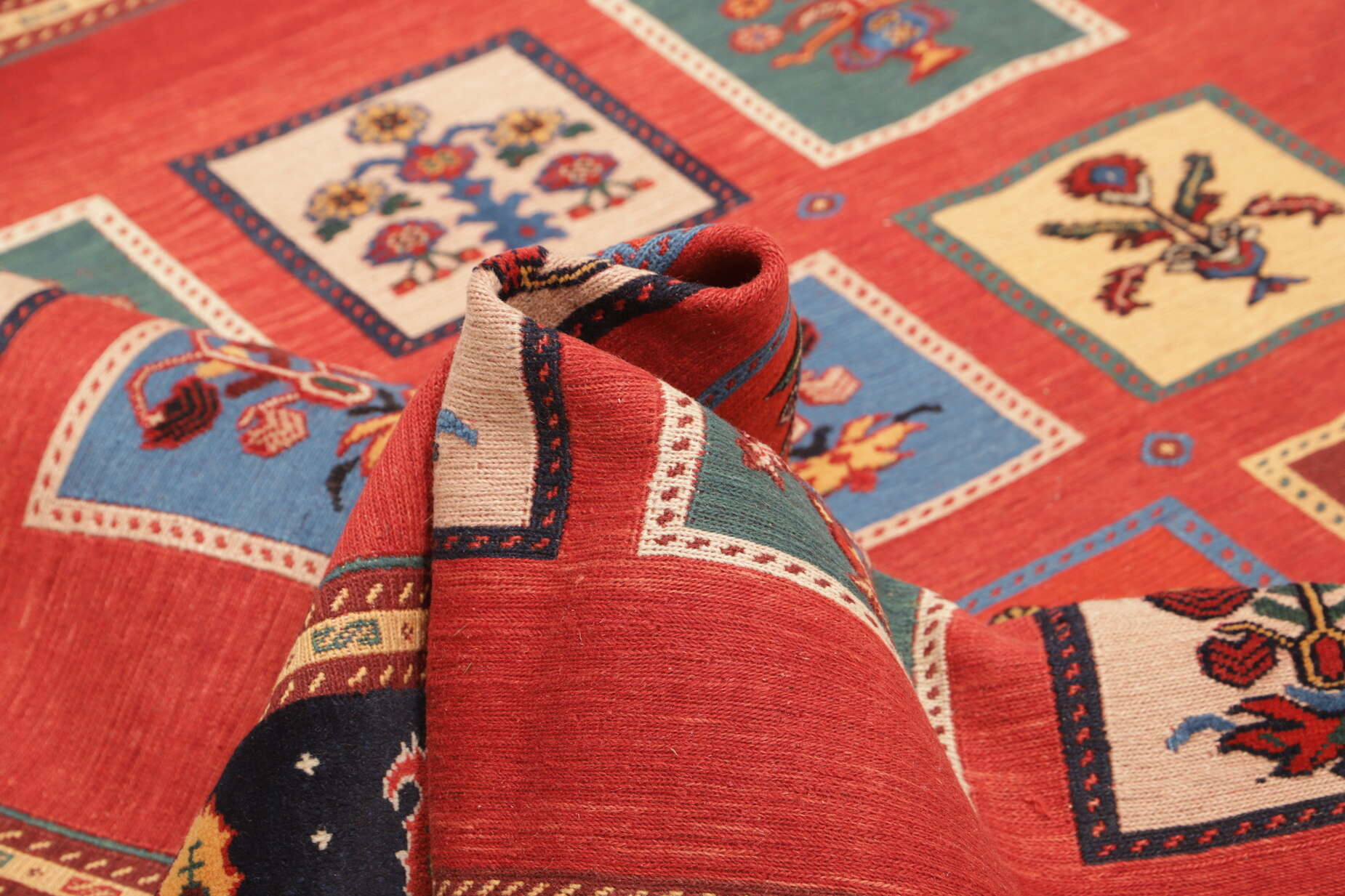 Teppich Nimbaft ca 195x200 cm Handgeknüpft Wolle Persien