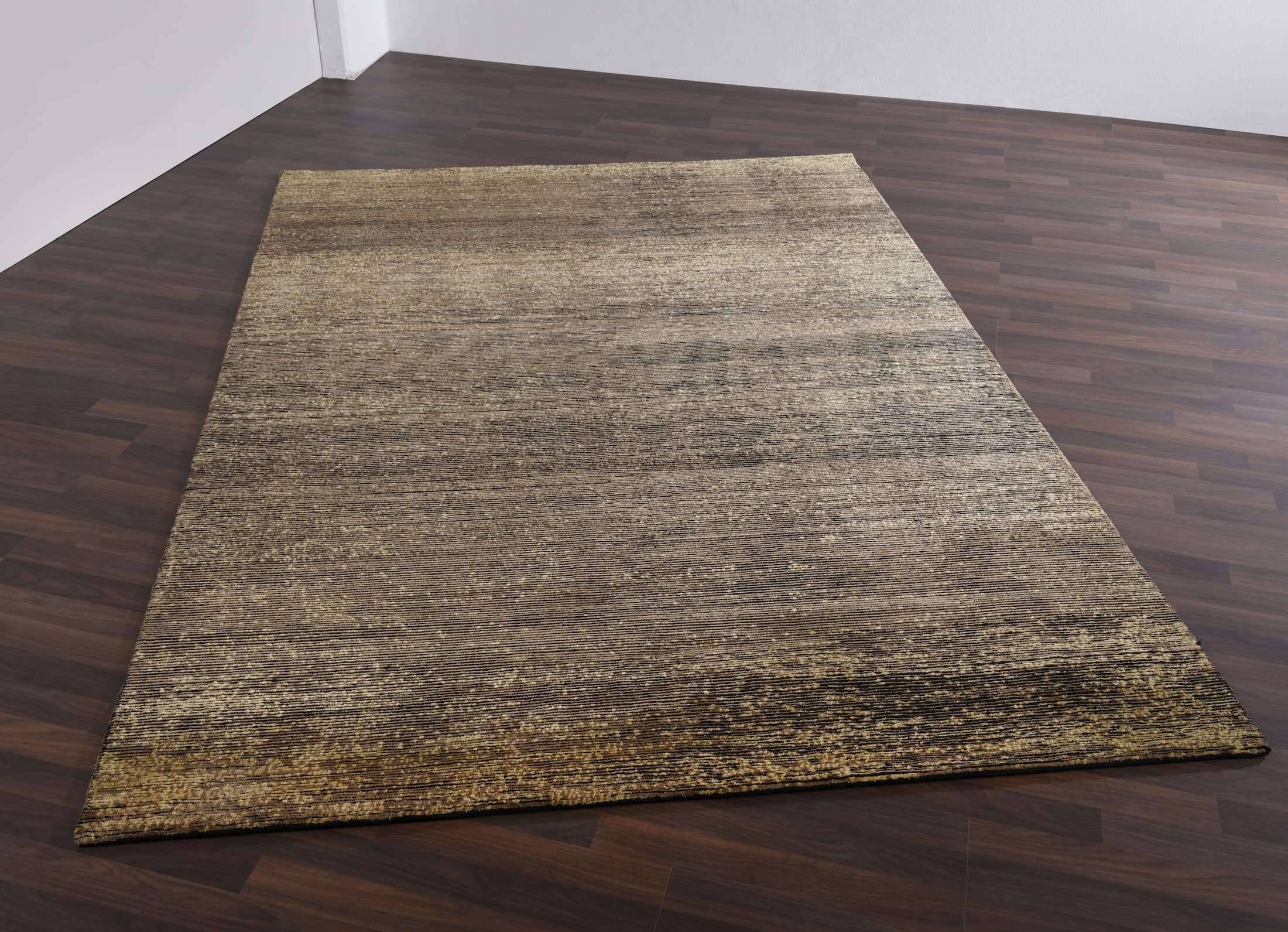 RibEyeSilk60_C750_875goldmulti_H25_milieu Rib Eye Silk 60 Design C750 Nepal Teppich Handgeknüpft Wunschmaß