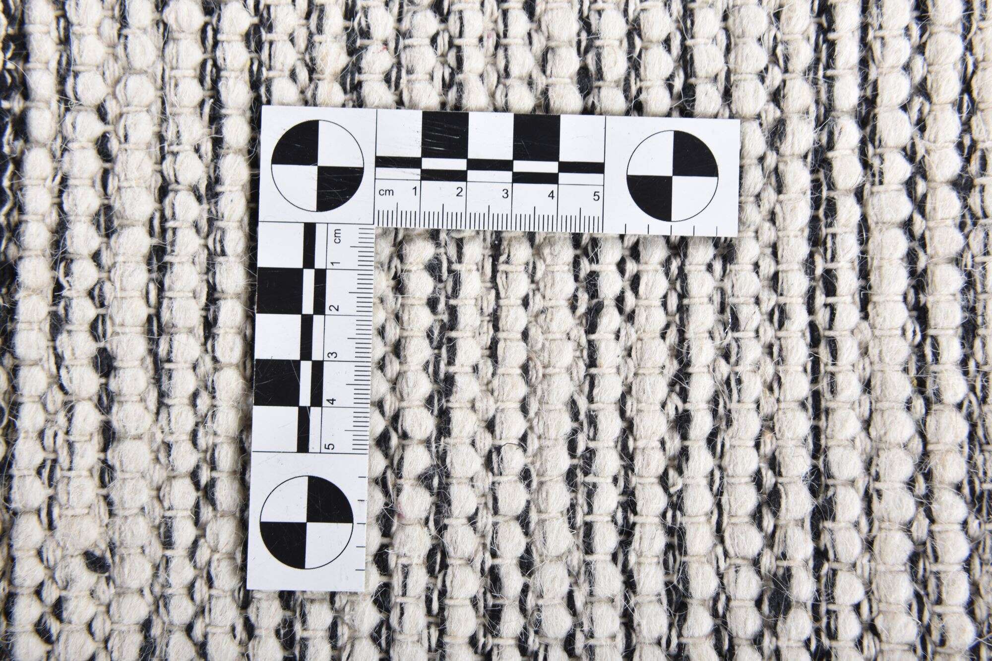 Visby 702 Handgewebter Teppich aus reiner Wolle