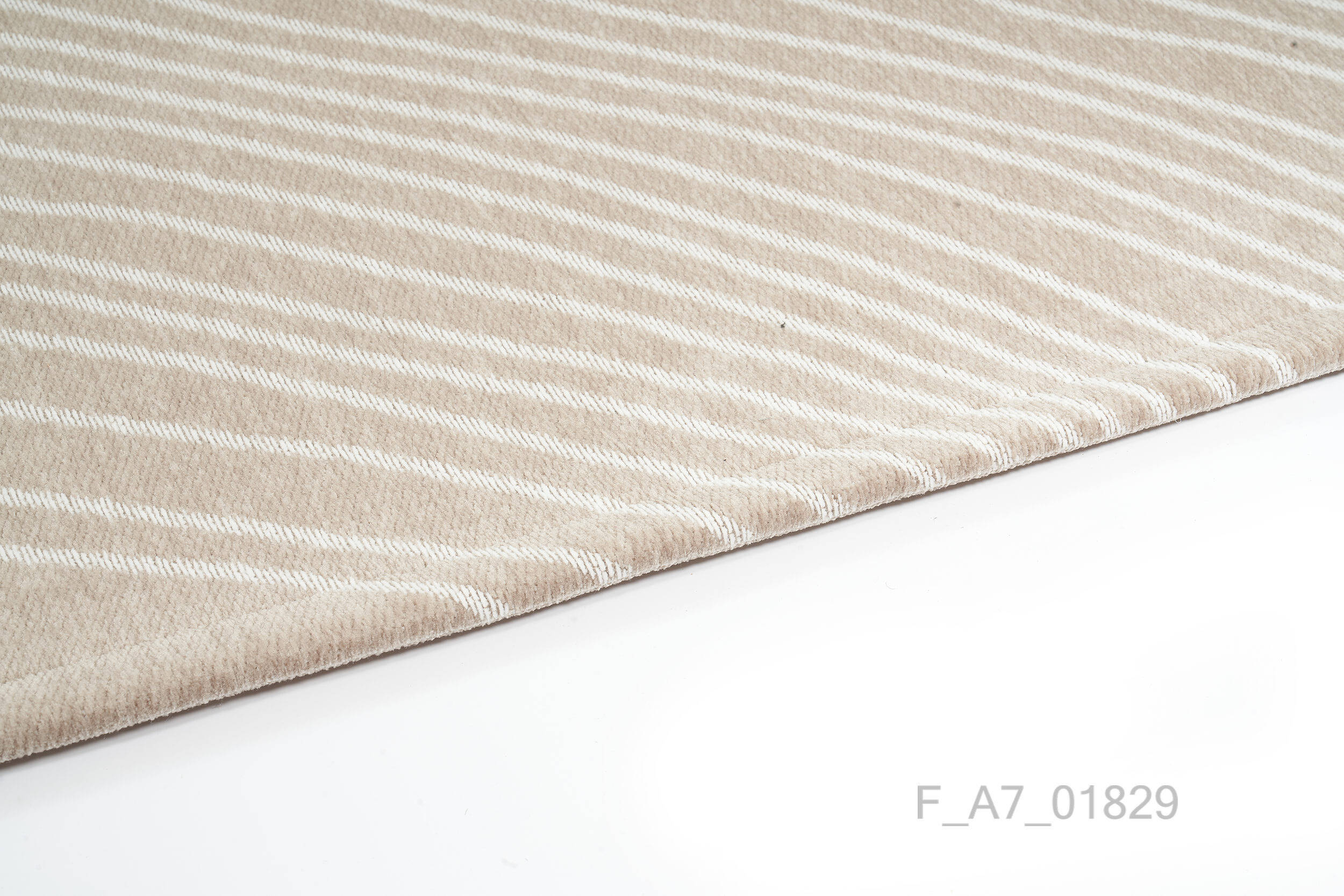 Moderner Teppich ETNA BEIGE - Waschbarer Teppich Moderner Teppich ETNA BEIGE - Waschbarer Teppich