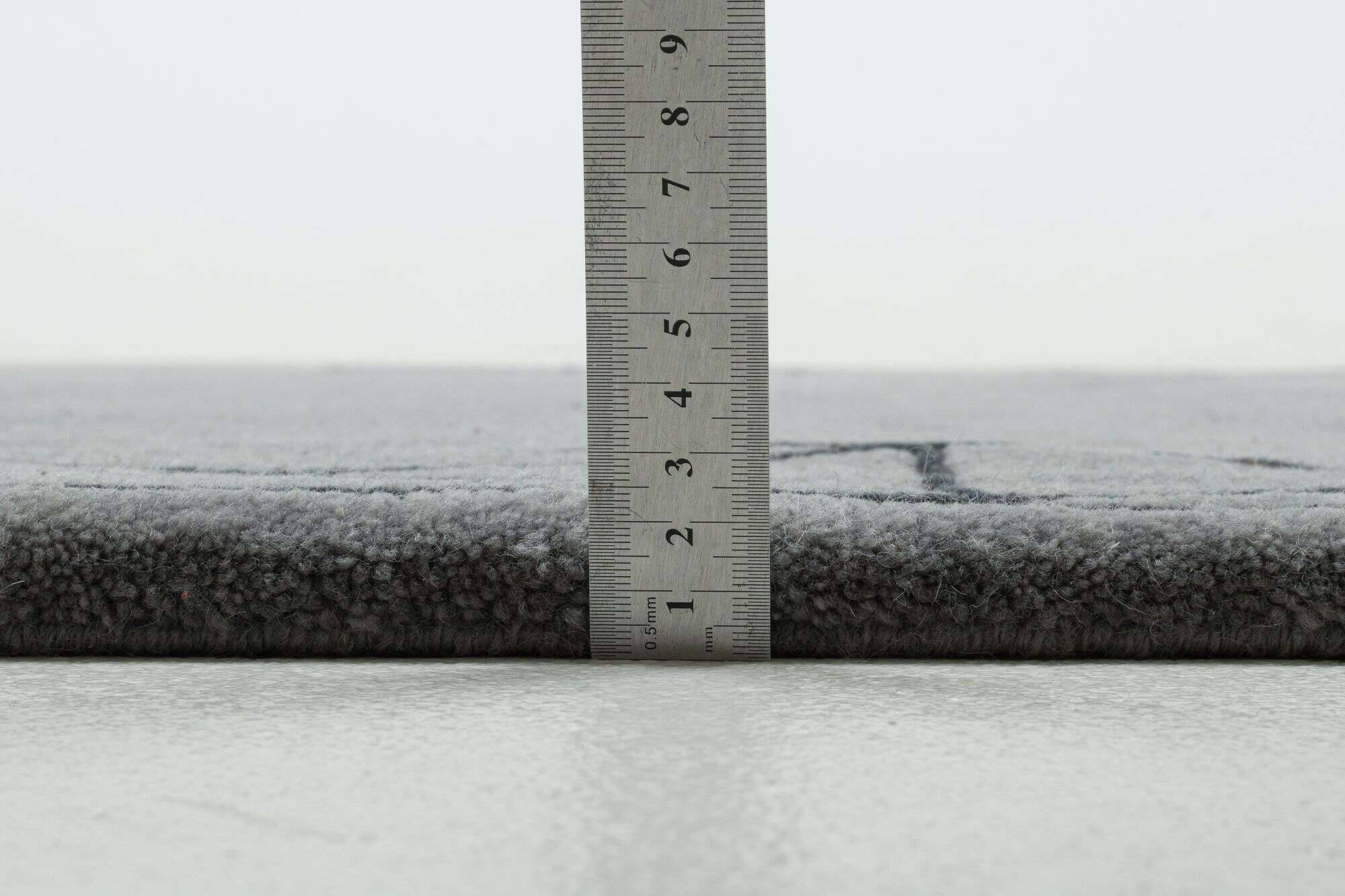 baktapur_c3853_653greymulti_413186_5 Baktapur Elegance Nepal Teppich C3853 im Wunschmaß