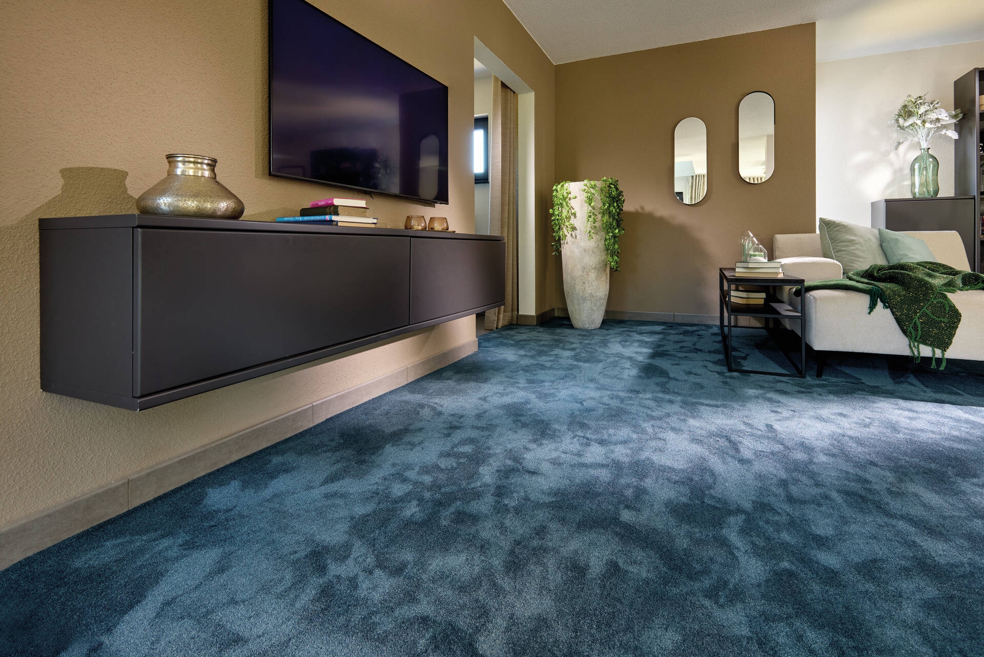 PASSION and Rugs "OPERA" Vorwerk Teppich nach Maß