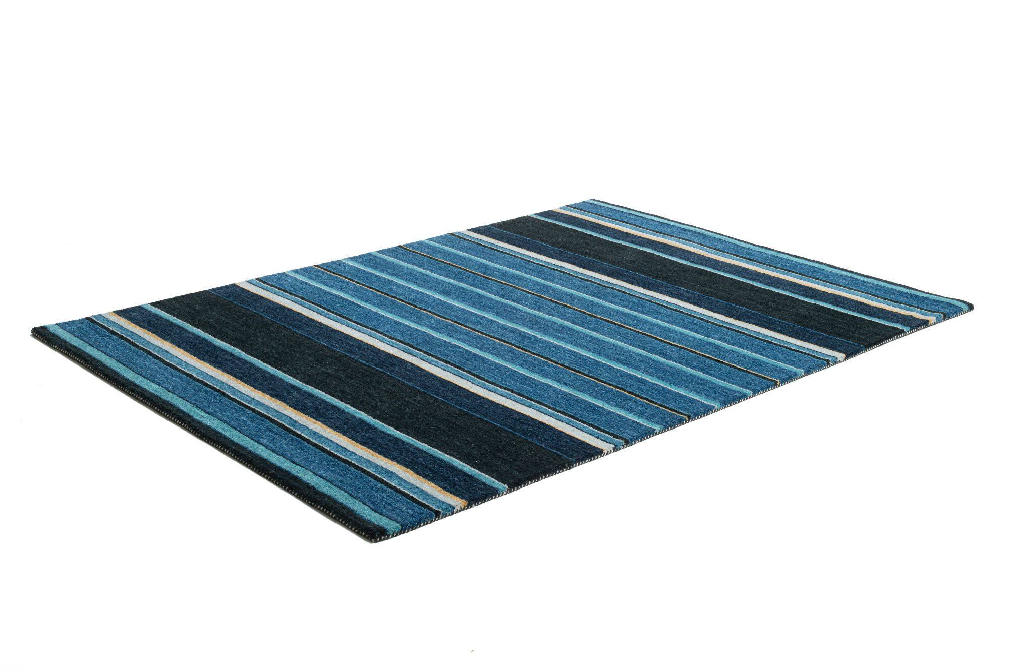 Handgewebter Teppich Haltu Super Noir Schurwolle 160x230cm Handgewebter Teppich Haltu Super Noir Schurwolle 160x230cm