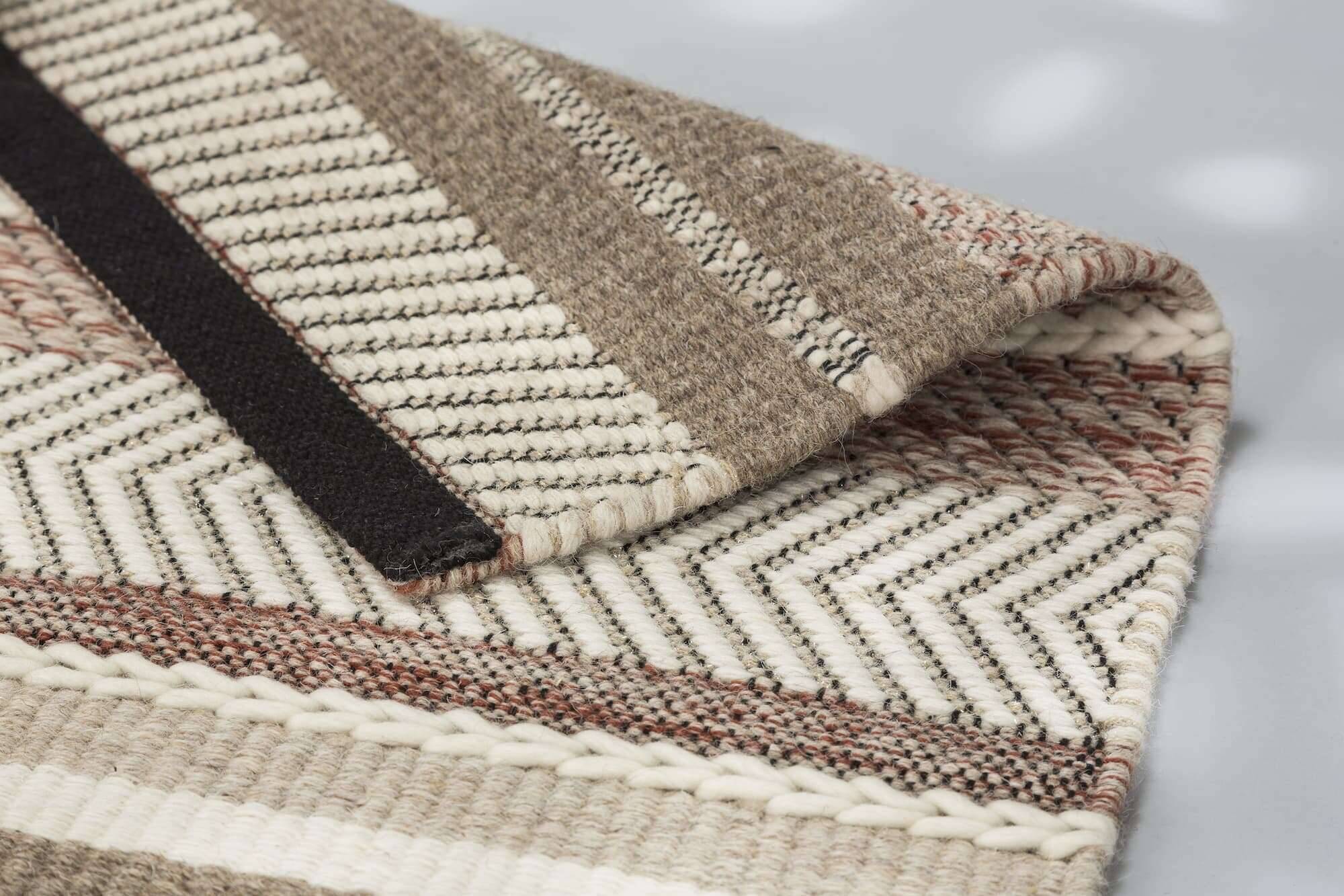 W6430_201_061_Carmen_Detail Carmen 6430-201-061 Handgewebter Kelim Teppich