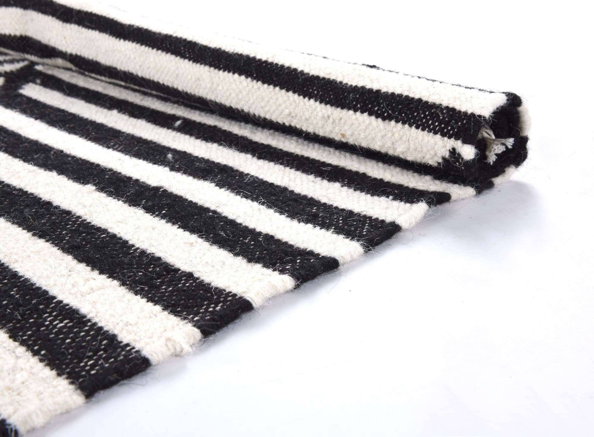 Vintage_CrissCross_blackwhite615_415972_11 Kelim Teppich Criss Cross Naturteppich modern