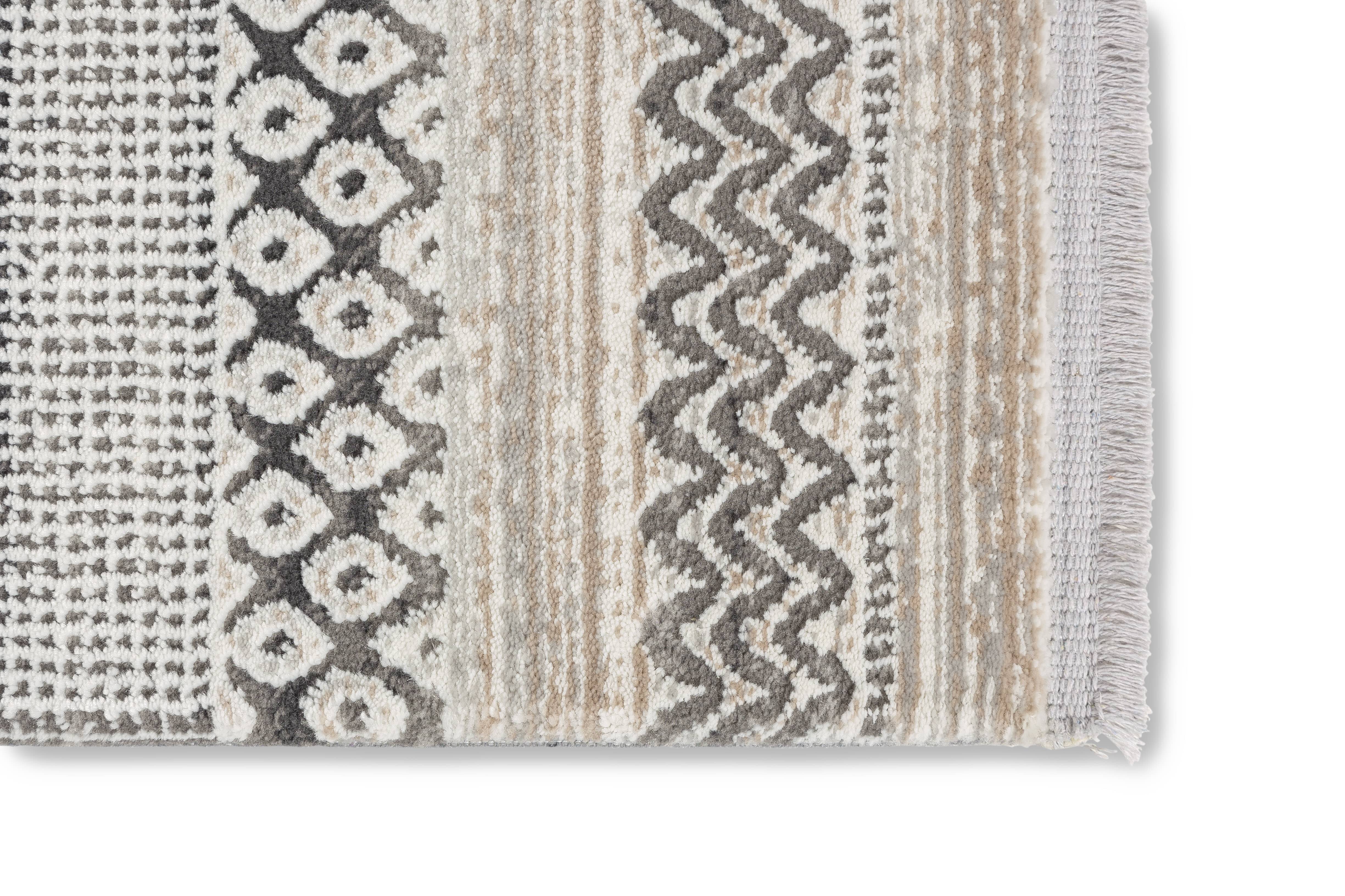 Vercelli 80x150cm D.241 C.000 Allover creme-anthrazit Vercelli 80x150cm D.241 C.000 Allover creme-anthrazit