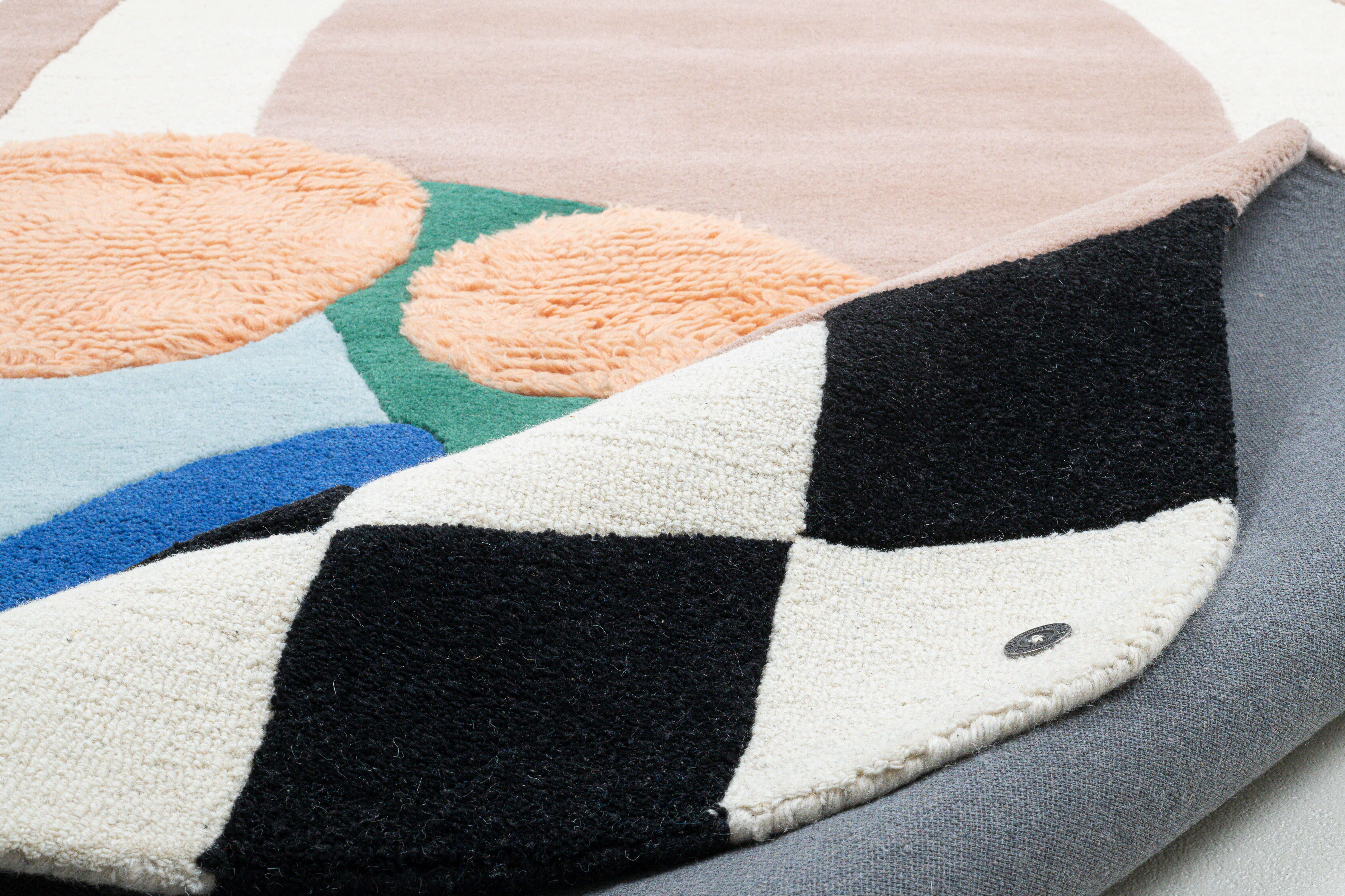 Bings_OrangesAndCombs_800multicolor_431274_9 Tom Tailor Designteppich Oranges und Combs by Fabienne Meyer aka Bings