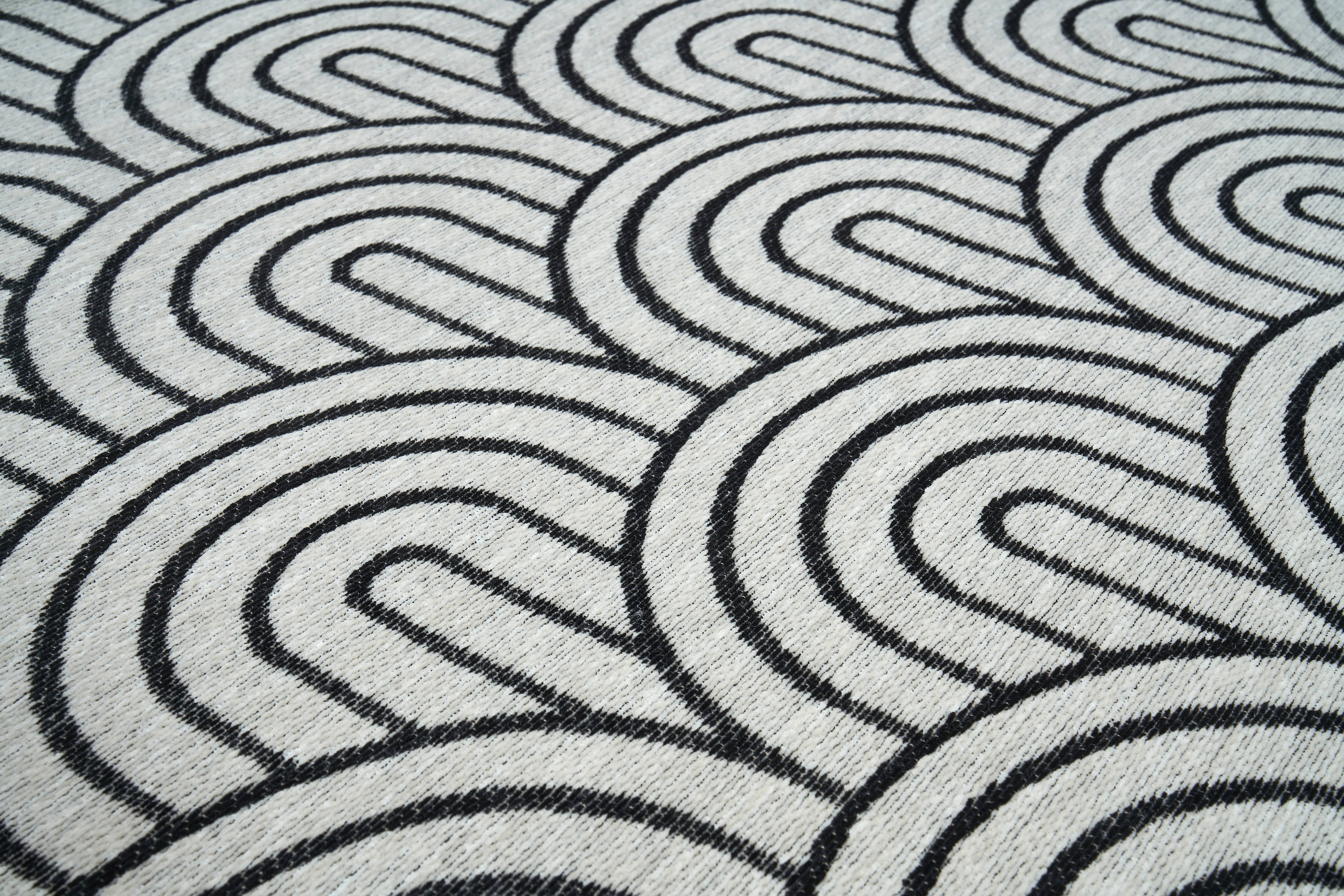 Elegantes Art Deco Design in Schwarz