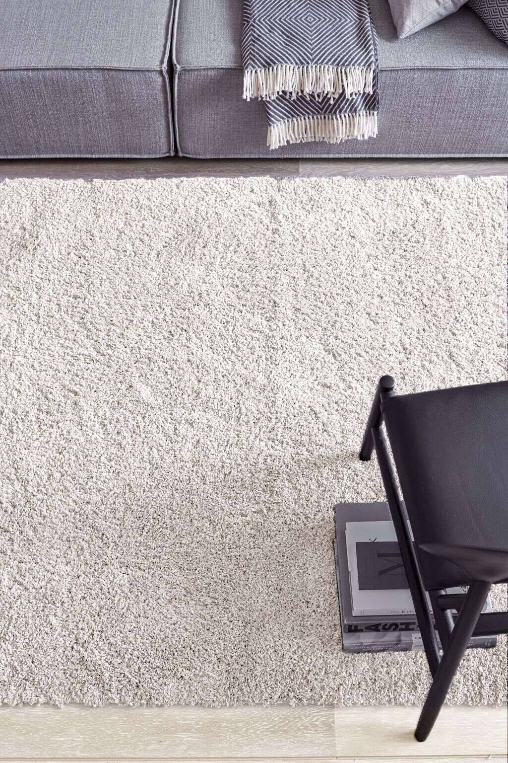 6306_000_Savage_Milieu-_2016_SCHOENER_WOHNEN-Fotostudio_Szczepaniak_6 SCHÖNER WOHNEN Teppich Savage 6306-190 Teppich Einfarbig Hochlor