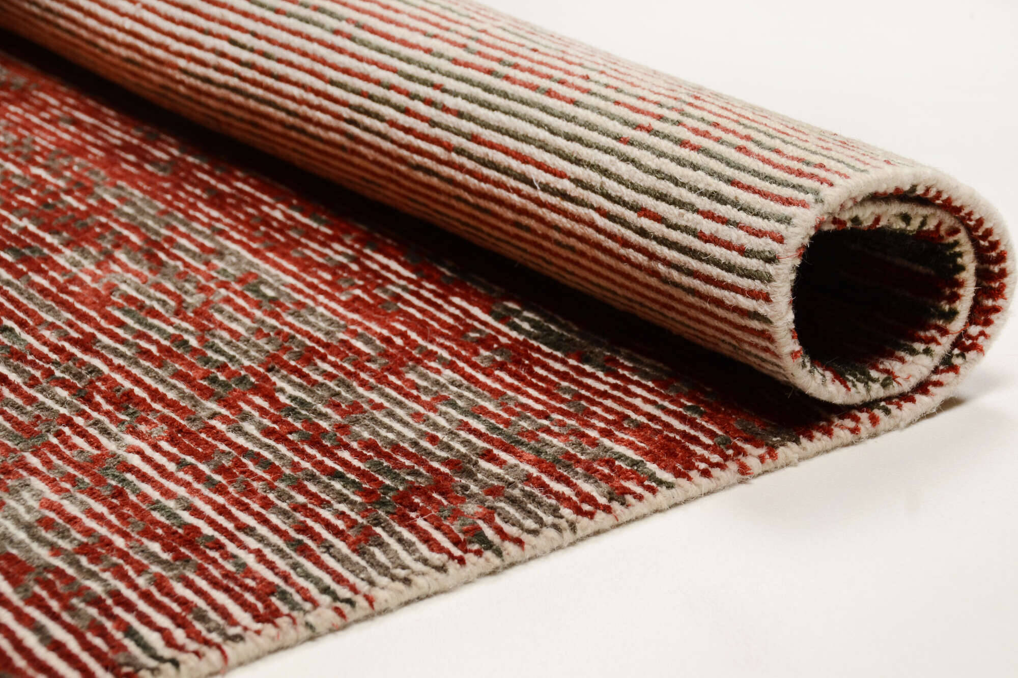 RibEyeSilk60_C750_203red_3snT5BifOwI3al Rib Eye Silk 60 Design C750 Nepal Teppich Handgeknüpft