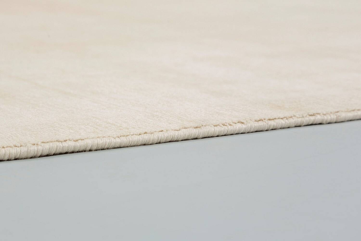 Vintage Teppich Uni Alessa 6023-200 creme Wunschmaß Vintage Teppich Uni Alessa 6023-200 creme Wunschmaß
