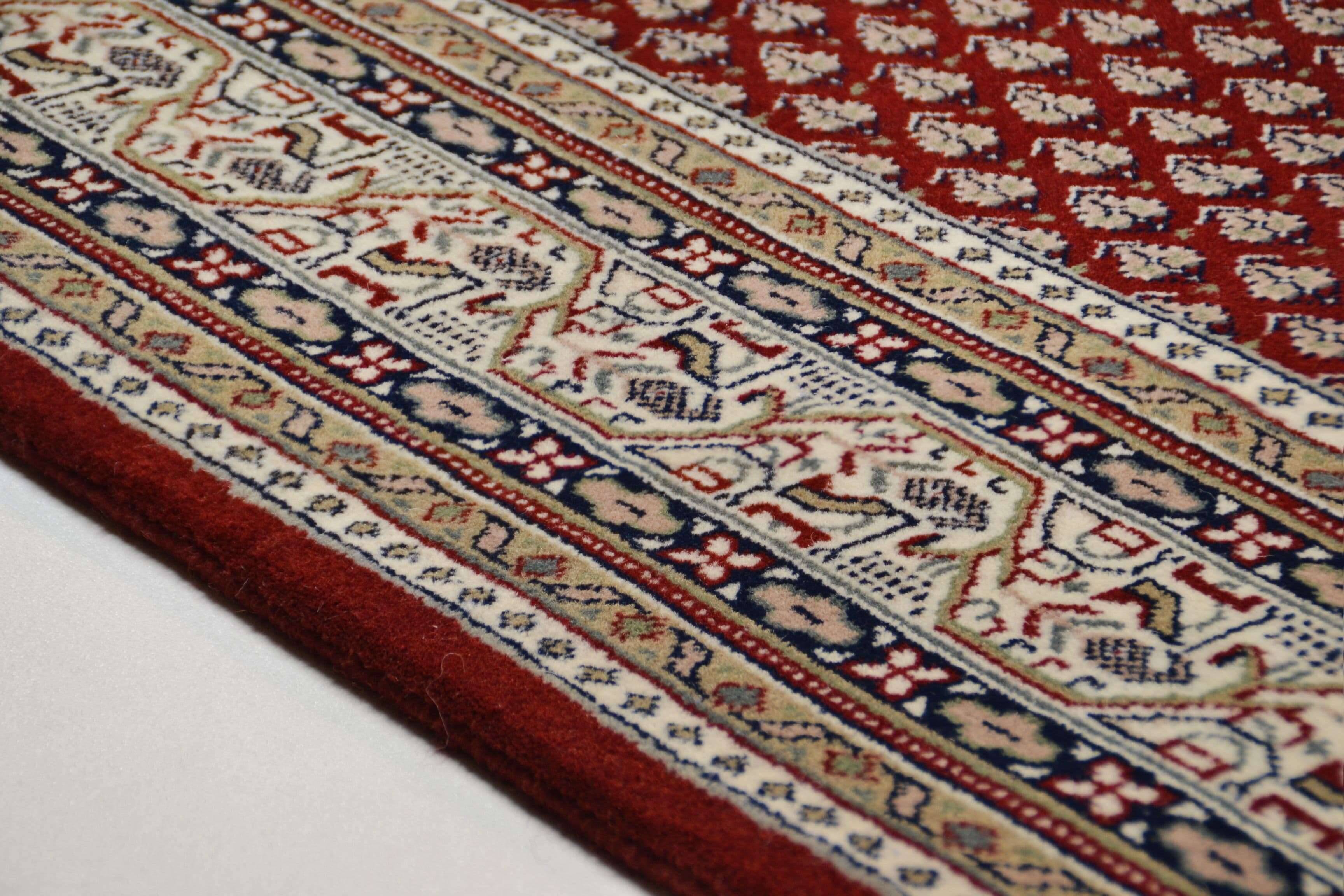 abbasmeraj_mir_redcream_100339_3 Abbas Meraj Mir 10,5/52