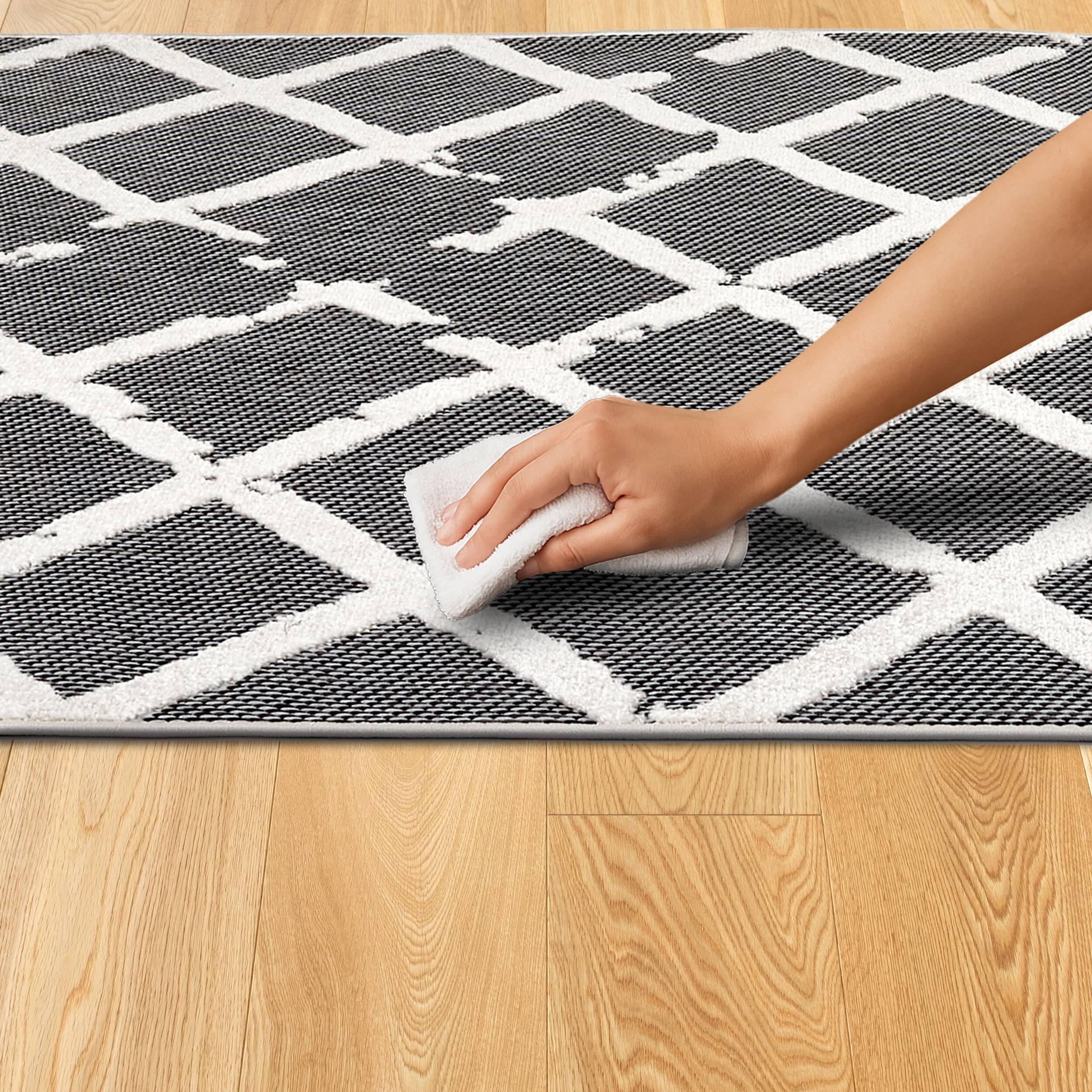 In- und Outdoor Teppich Serina D.251 C.004 Rauten grau/weiß