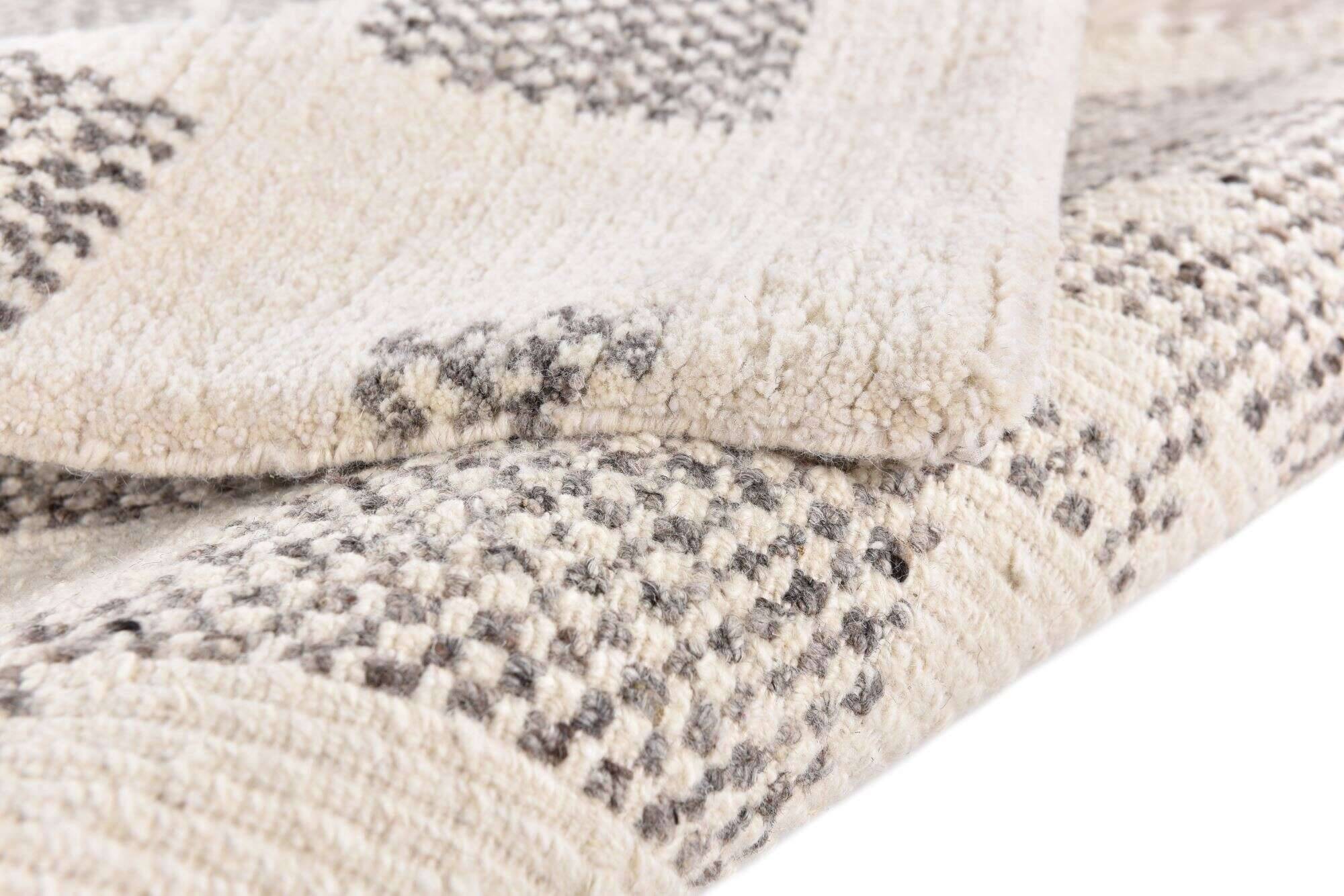 anaconda_c4008_550beige_415440_9 Nepal Teppich Anaconda im Wunschmaß