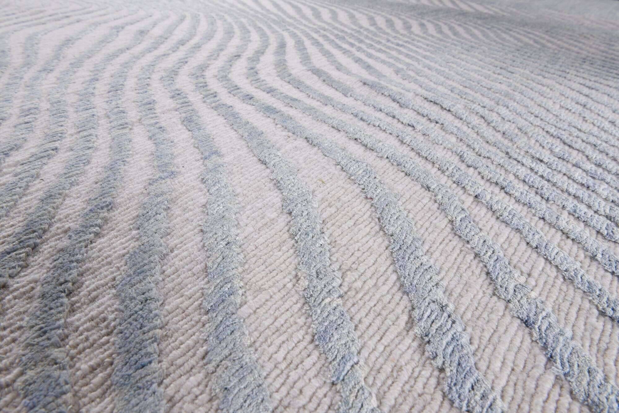 nubusilk60_c4032_565bluecream_418498_3 Nepal Teppich Nubu Silk 60 Design Seide Wolle 244x305cm blau - grau