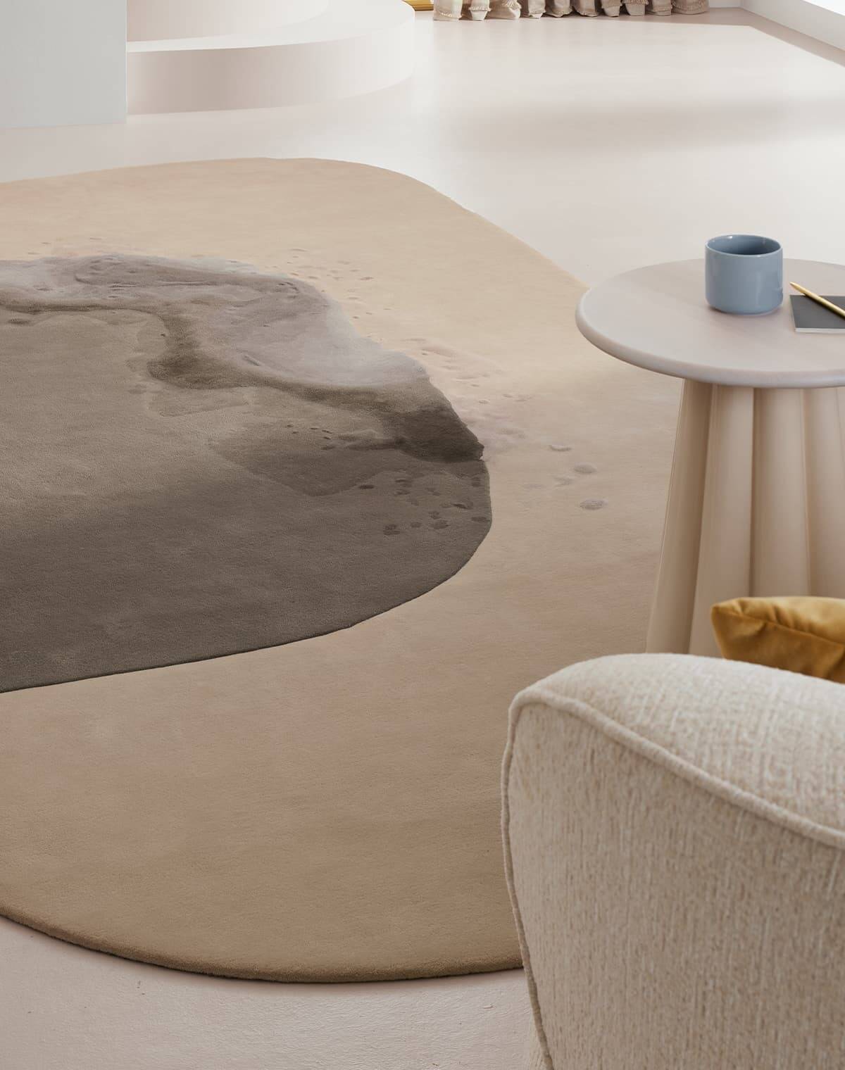 CAFFEE LATTE - ICONS – Carpets with Soul by JAB ANSTOETZ