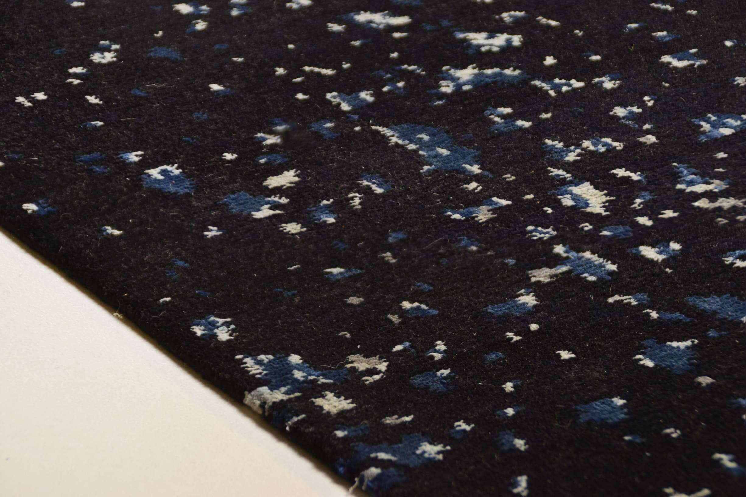 JabuSilk30_C2915_p15_70-Wool-30-Silk_204x302_3 Jabu-Silk 30 Handgeknüpft in Nepal 204 x 302 cm Design C2915