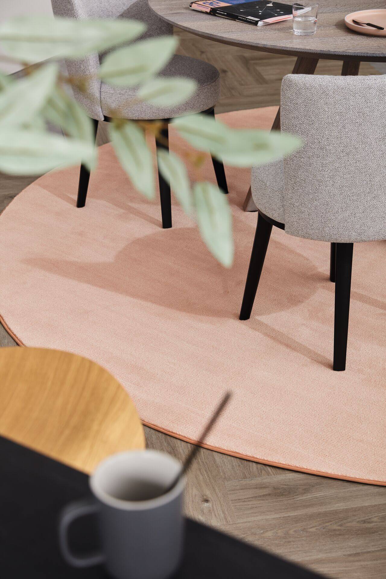 Pinestripe in sanften Farbtönen