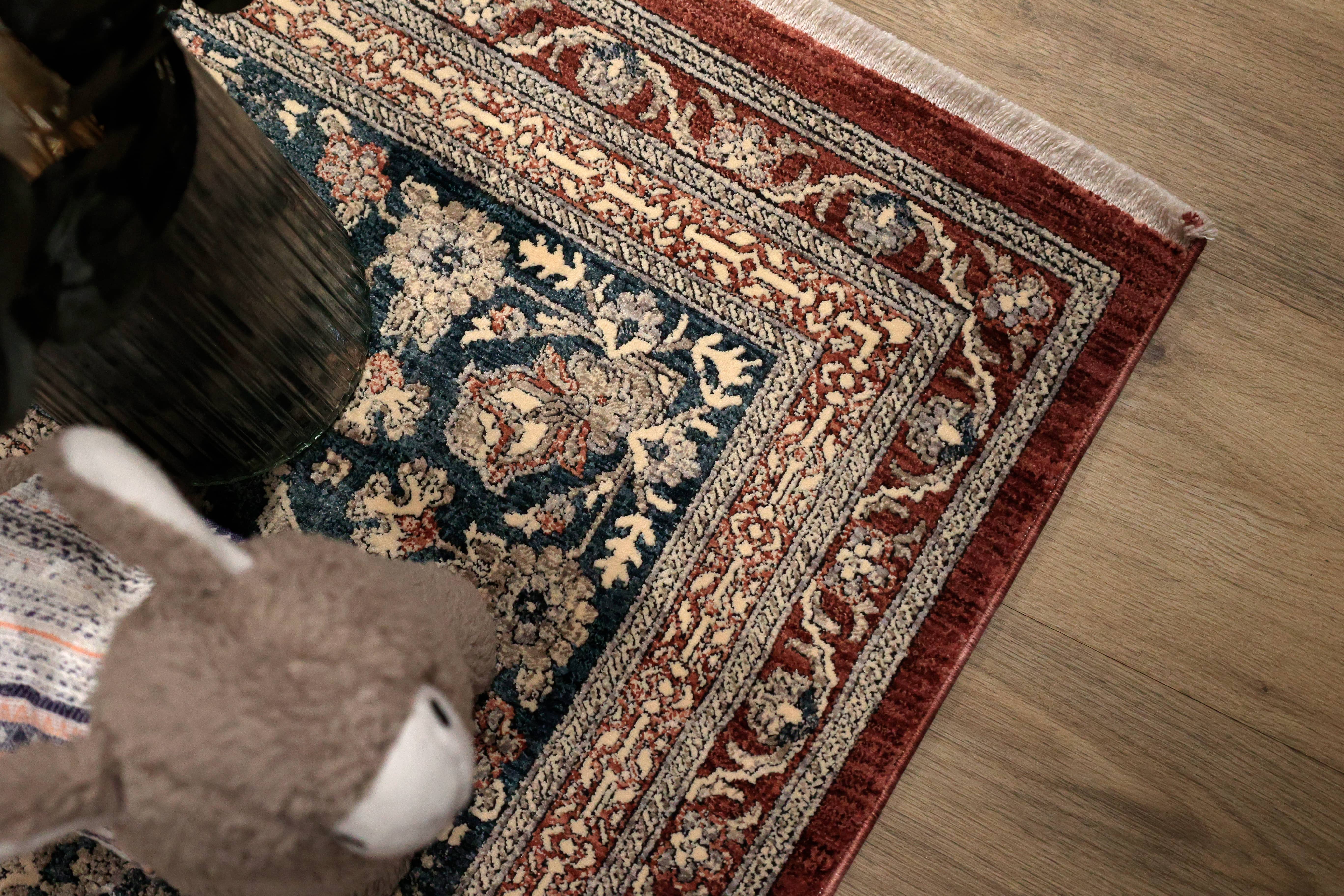 Tropea ca.80x150cm D.241 C.010 Allover rot Tropea ca.80x150cm D.241 C.010 Allover rot