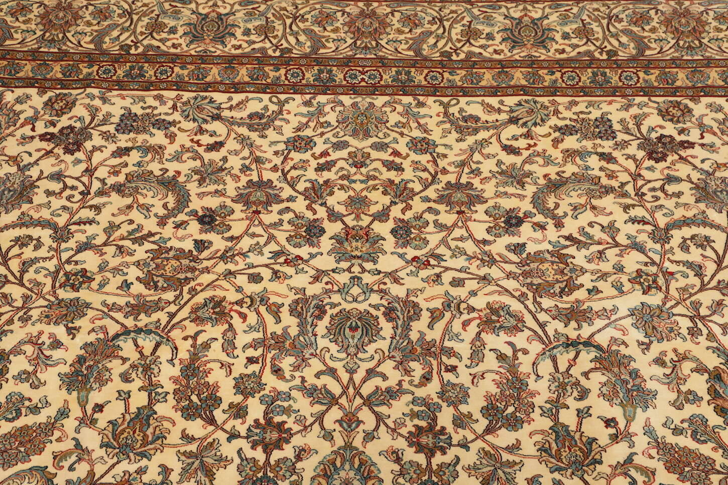 00006RSN370374 Teppich Kashmir Seide 24/24 Knüpfung 242x337 cm