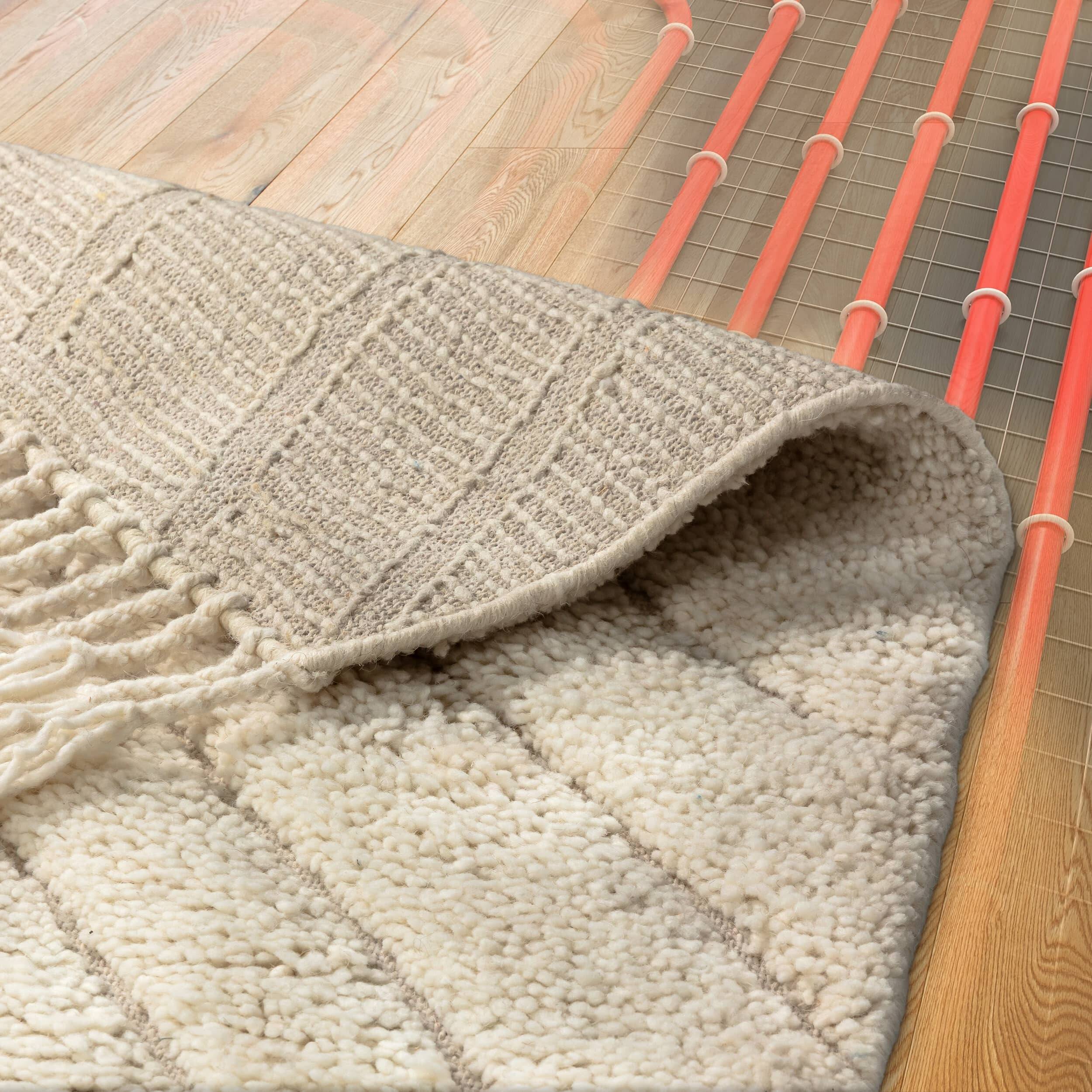 Liora D.251 C.000 cream Liora D.251 C.000 cream