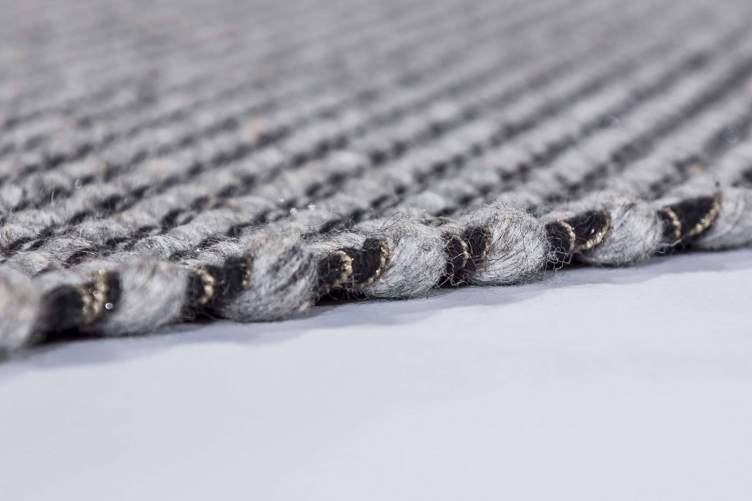 6018_191_040_Luna_Kante Handwebteppich Luna 6018-191-040 im Wunschmaß