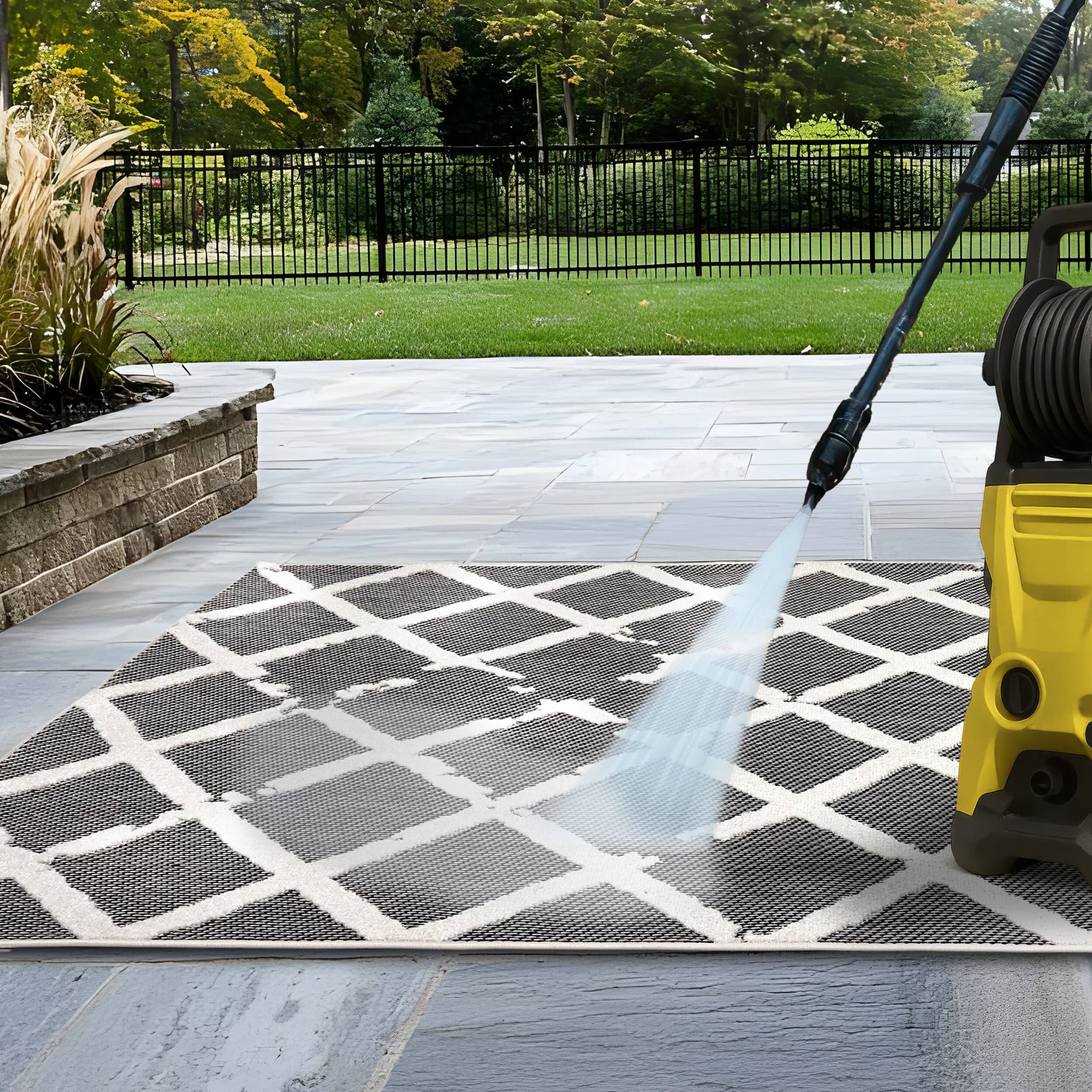 In- und Outdoor Teppich Serina D.251 C.004 Rauten grau/weiß In- und Outdoor Teppich Serina D.251 C.004 Rauten grau/weiß