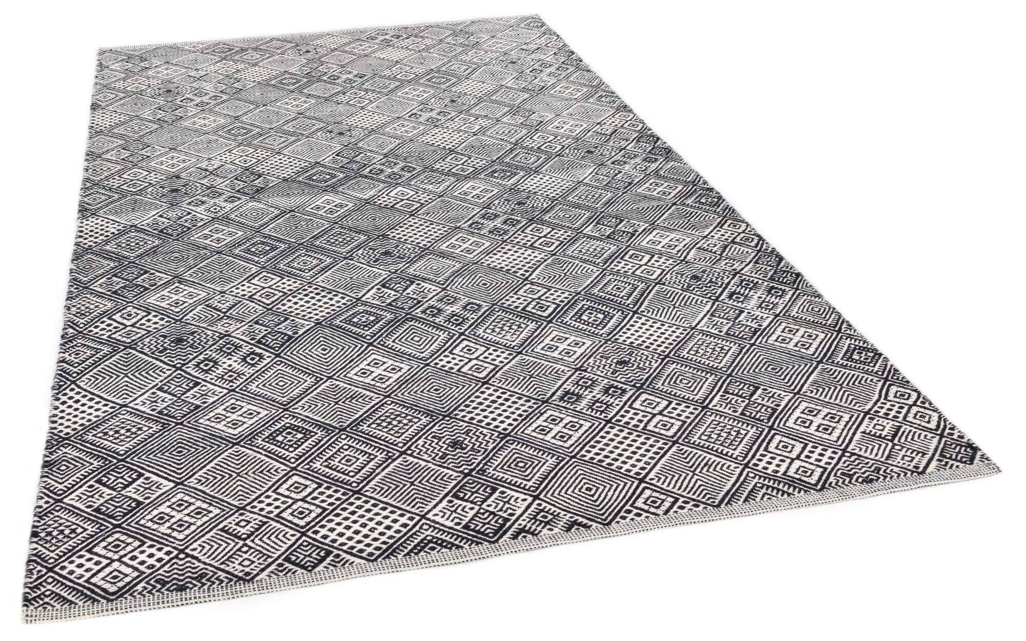 Molde_14005_615BlackAndWhite_426939_2 Molde 14005 Teppich Handgewebt reine Wolle