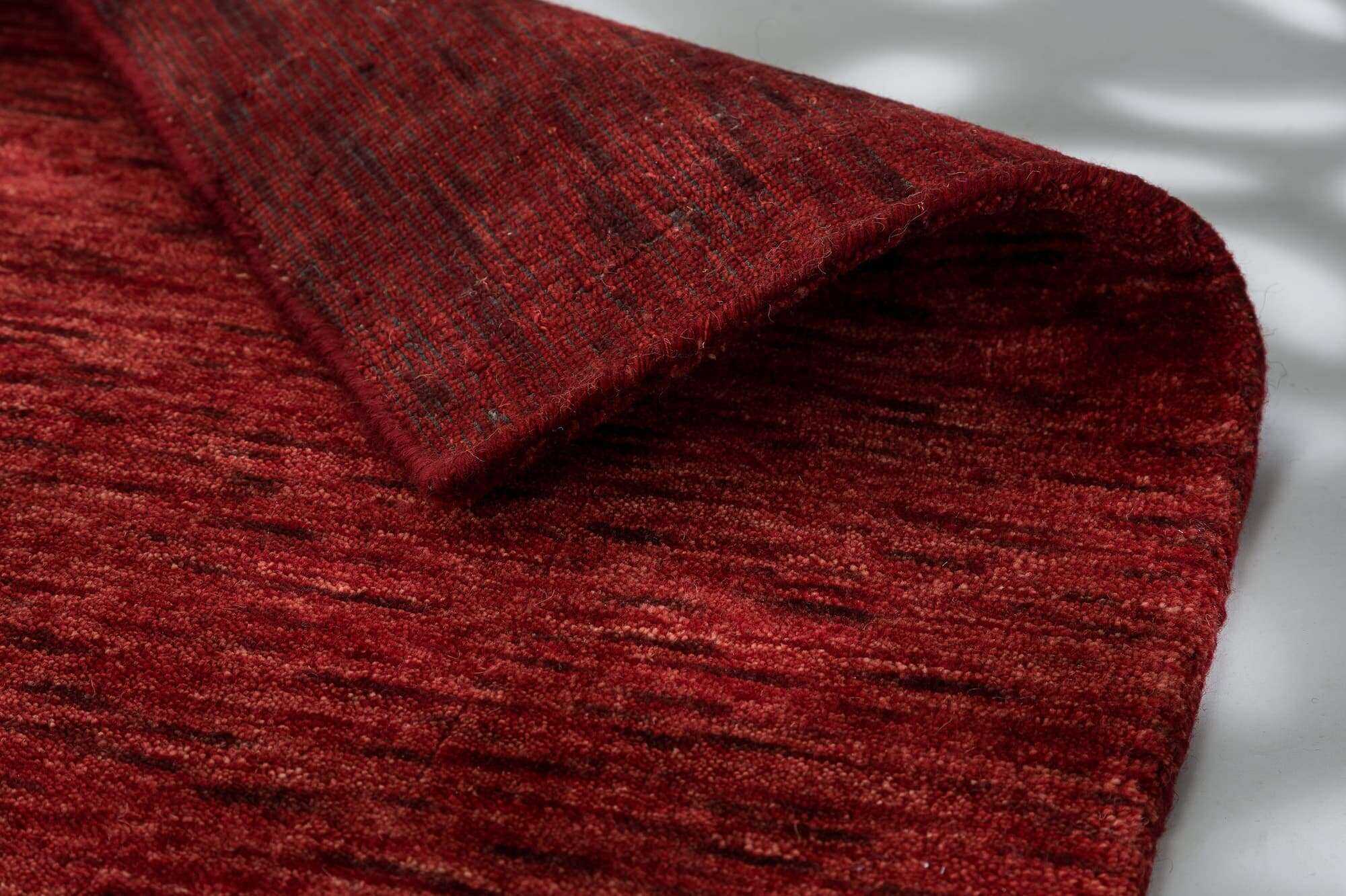 Barolo 6677 handgewebter Teppich aus Wolle Wunschmaß rot