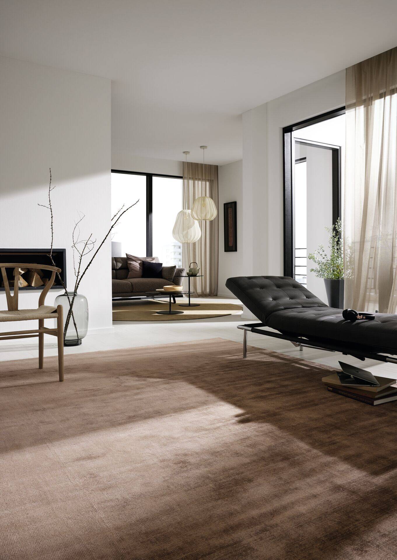 Unterschiedliche Schattierungen und Glanzeffekte - Der Divine von JAB Anstoetz