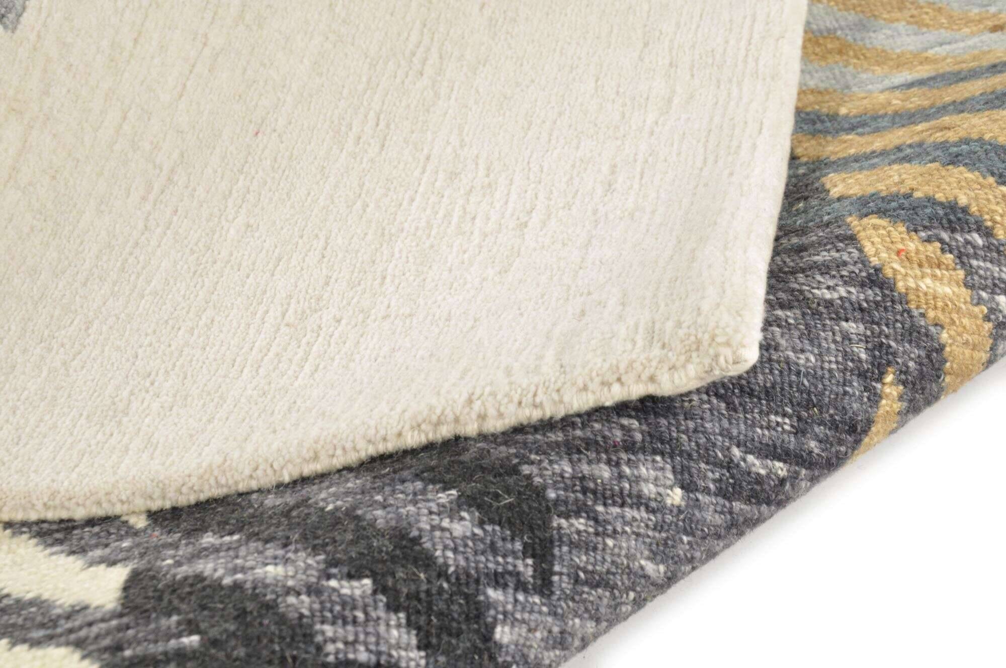 sweetfeet_c3925_305greenmulti_415445_9 Design Nepal Teppich Sweet Feet im Wunschmaß