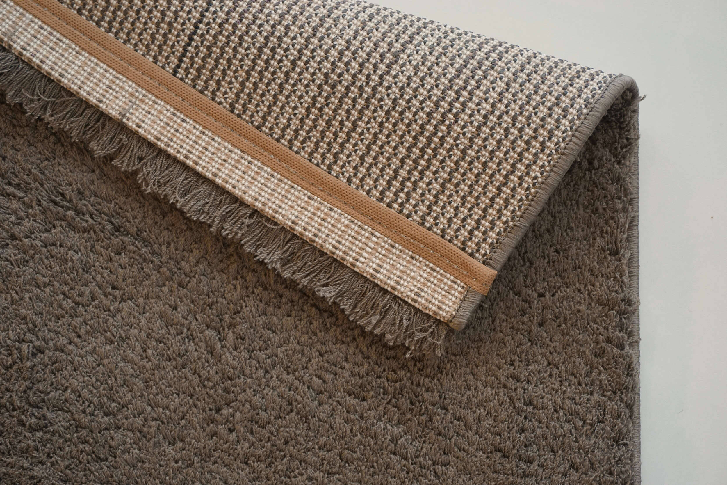 W6673_200_084_New_Livorno_Ecke Teppich Uni Salerno 6673 Kuschelteppich Einfarbig