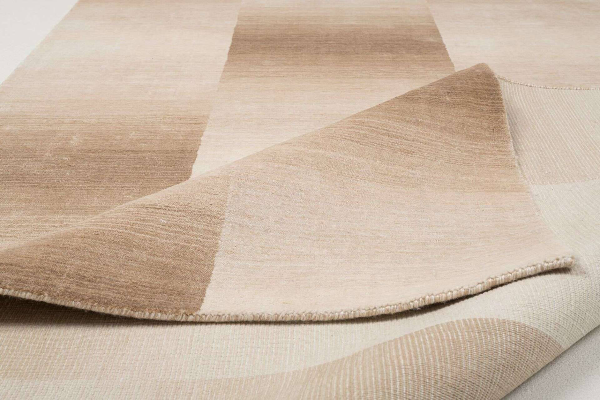 Design Teppich 160x230cm Palmyra Handgearbeitet Viskose beige – Bild 4