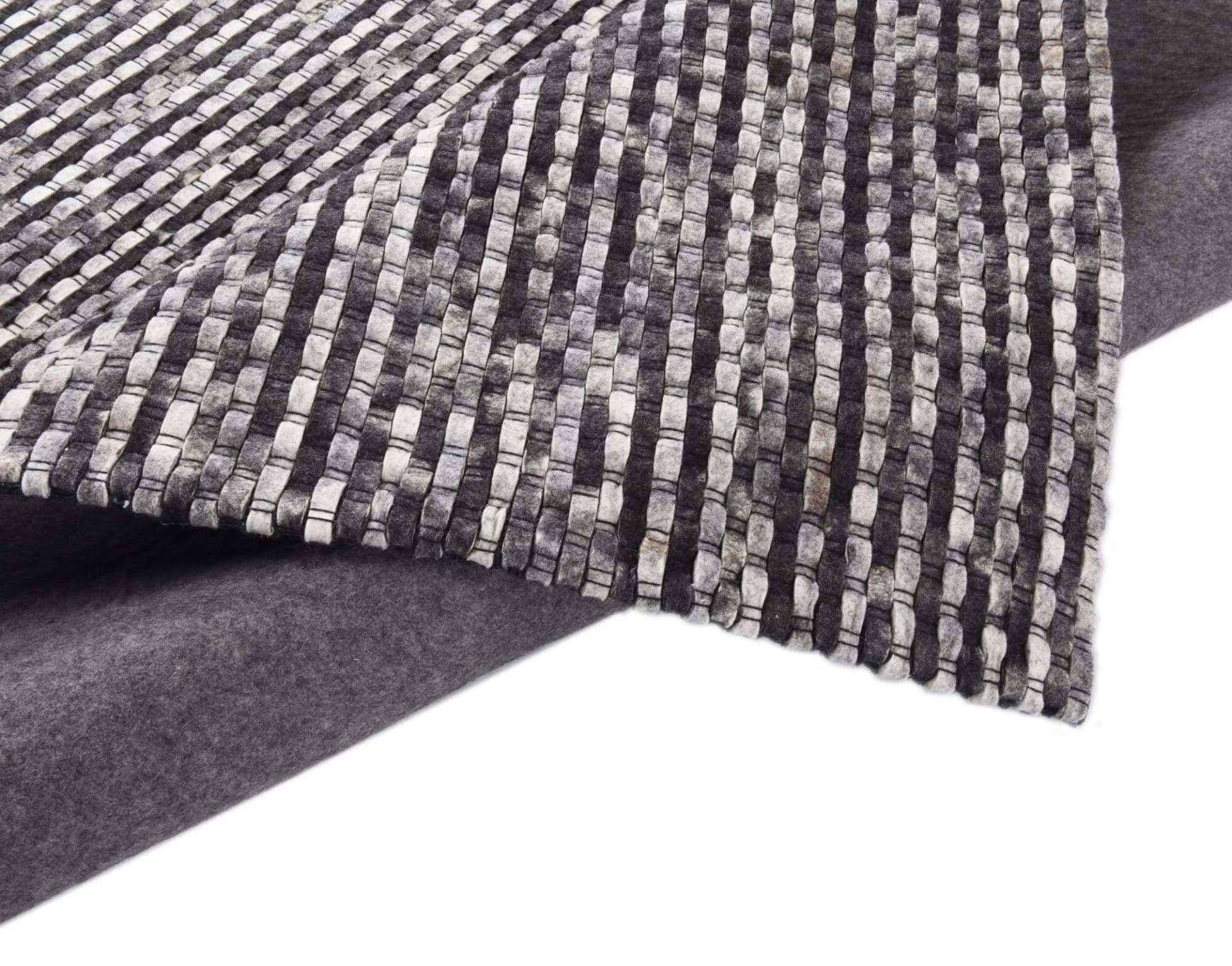 Tauern Handgearbeitet aus feinster Merino Wolle – Bild 2