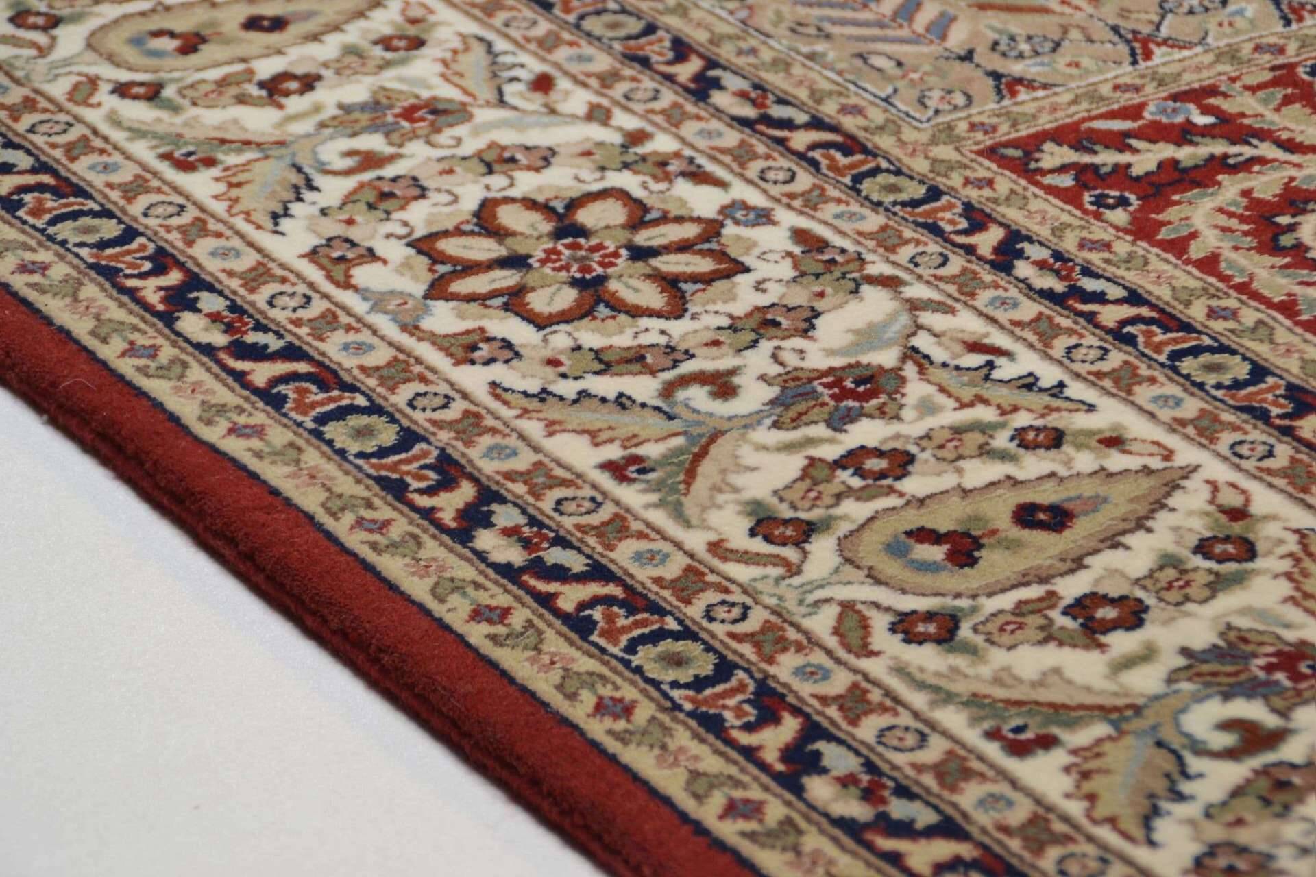 Sirsa Silk Design Baktyari rot im Wunschmaß – Bild 3