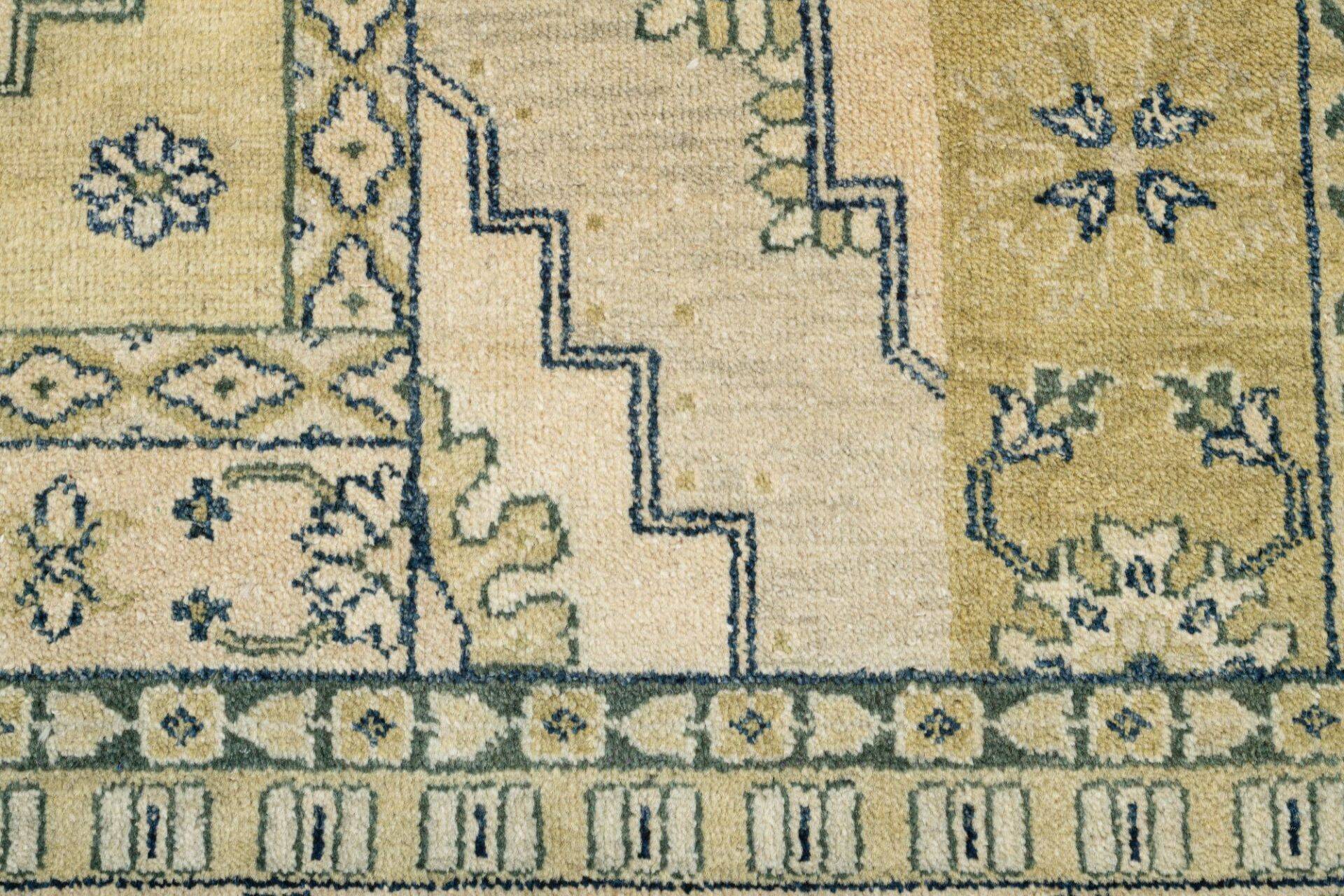 Patchwork Teppich PATCH Handgeknüpft beige-grün 170x240cm   – Bild 3